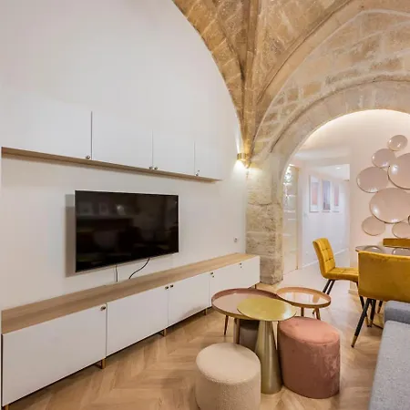 Hyper Centre Ecusson - Magnifique T1 Au Calme Apartamento *