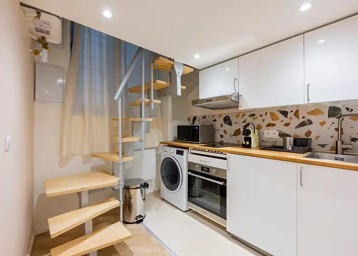 Appartement Hyper Centre Ecusson - Magnifique T1 Au Calme *